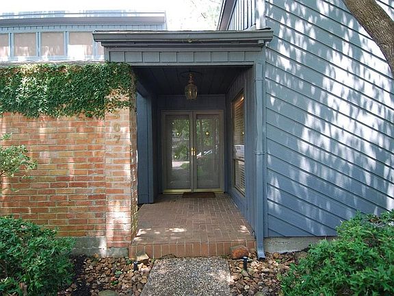 2nd image of 2307 Poplar Park Dr