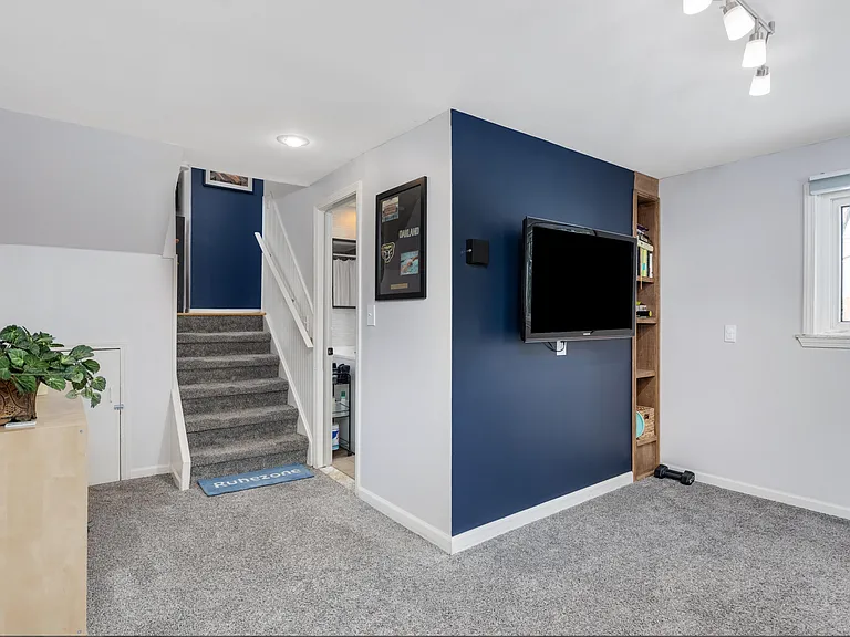 754 S Bywood Ave — Photo 13