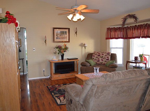 5th image of 1620 W Siesta Dr
