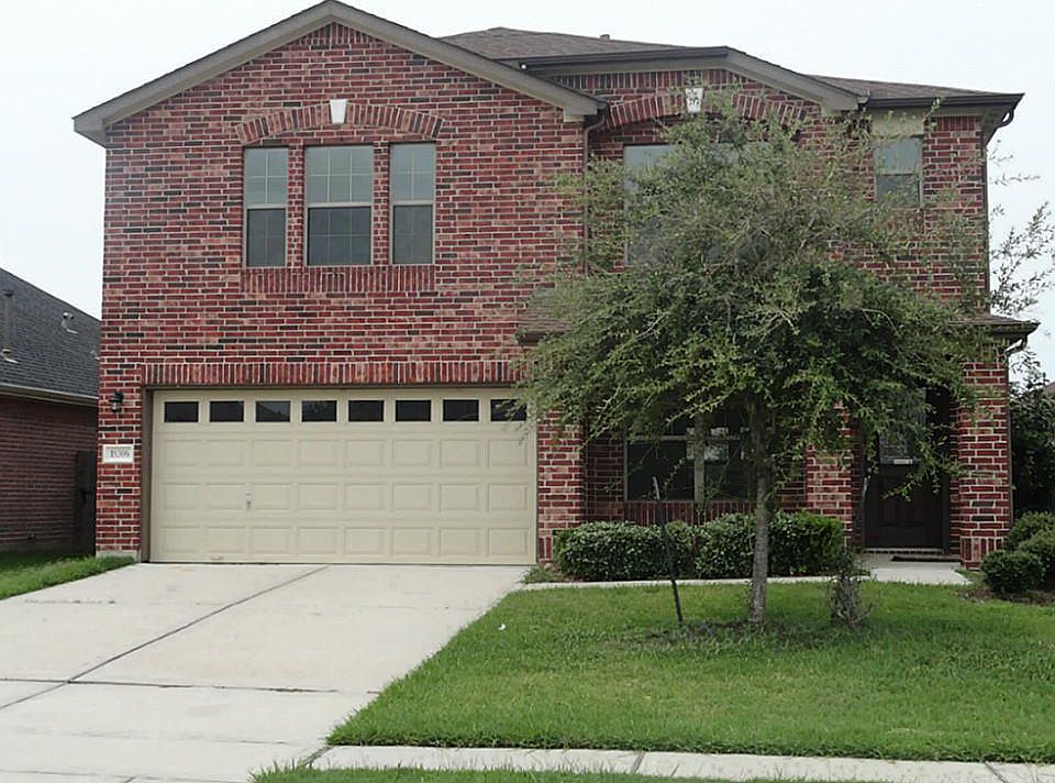 1st image of 18306 Walden Gate Ln