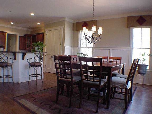 4th image of 405 Quail Cove Dr