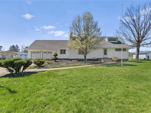4423 Broadway Ave NE, Louisville, OH 44641