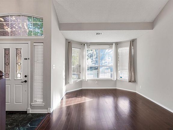 4th image of 18507 Timber Oaks Dr