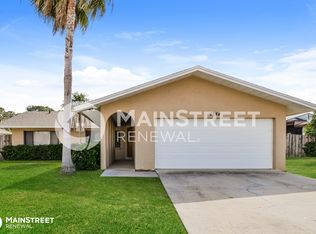 6384 Samoa Dr, Sarasota, FL 34241