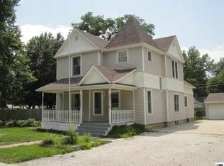 529 Main St, Rossville, KS 66533