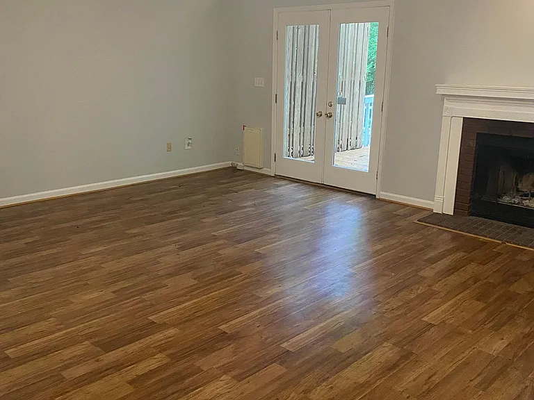 579 Salem Woods Dr SE #579 — Photo 3