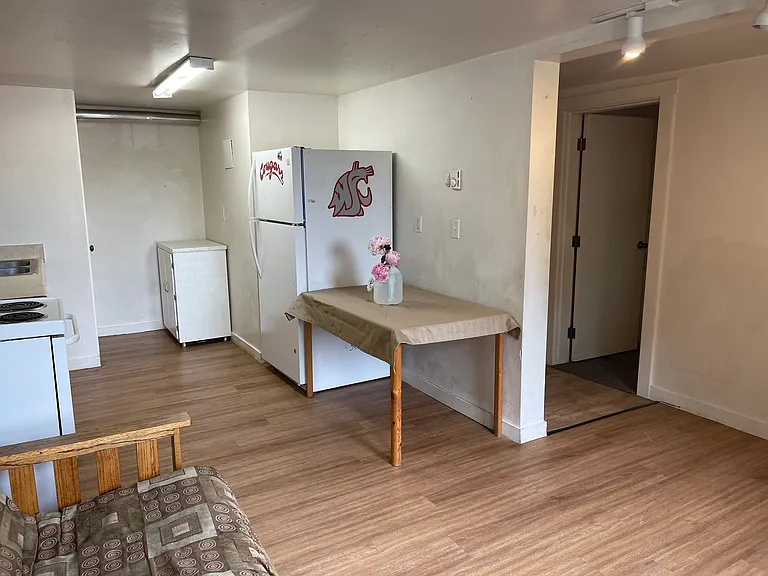 810 NE Michigan St #A — Photo 18
