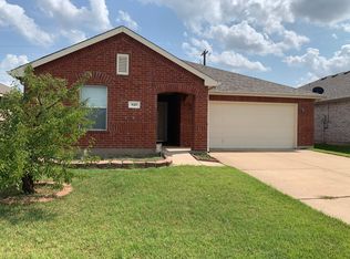 949 Newberry Trl, Fort Worth, TX 76120