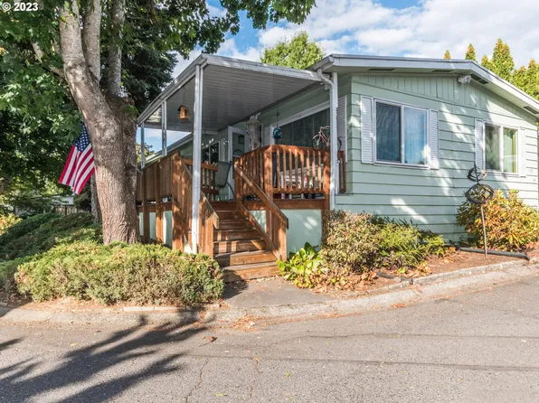 21100 NE Sandy Blvd Unit 137, Fairview, OR 97024