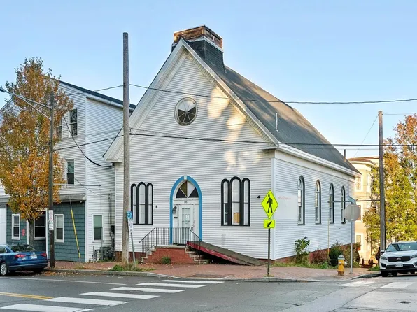867 Congress Street, Portland, ME 04102