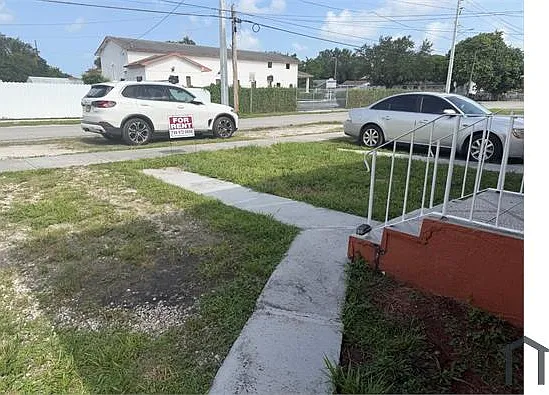 1 bed, 500 sqft, $1,600 — Photo 1