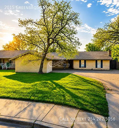 2015 Greenbrook Pkwy #B Photo 1