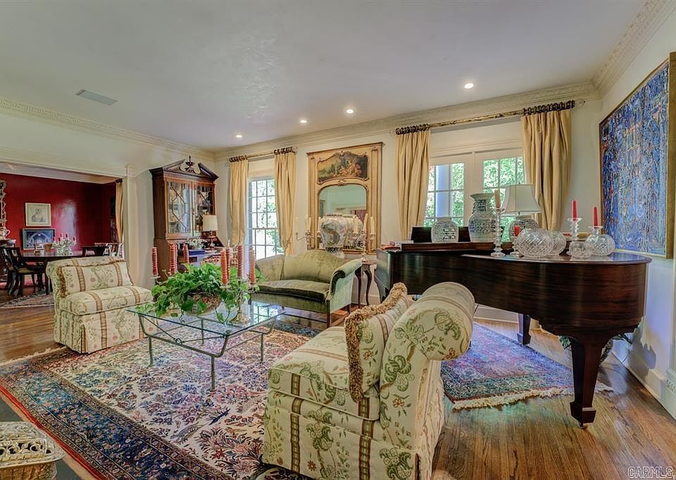 7th image of this home