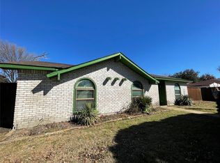 5233 Bartlett Dr, The Colony, TX 75056