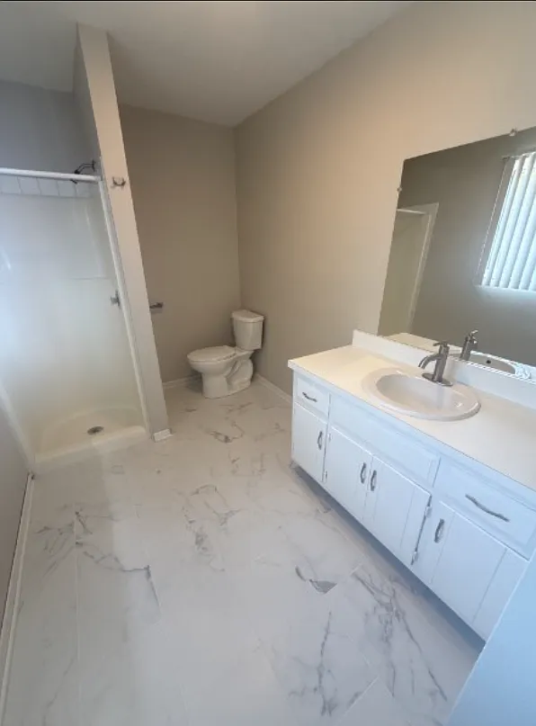 536 Parkview Ln — Photo 3