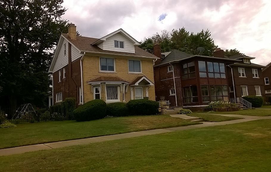 2nd image of 2421 Glynn Ct