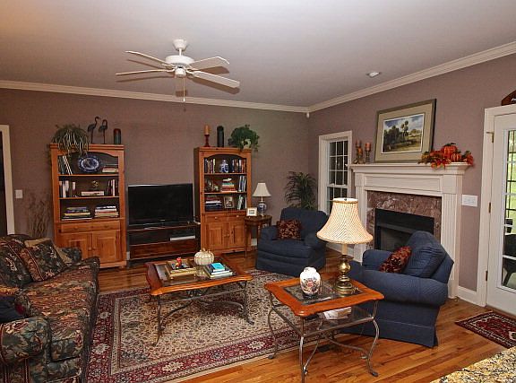2nd image of 224 Whistling Straits Ln