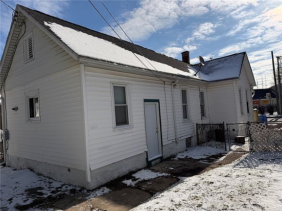 4th image of 755 Goodman St S