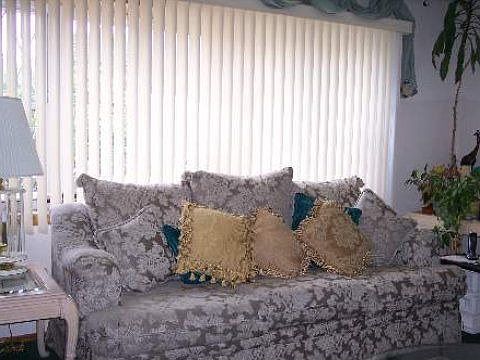 4th image of 161 Swalm St