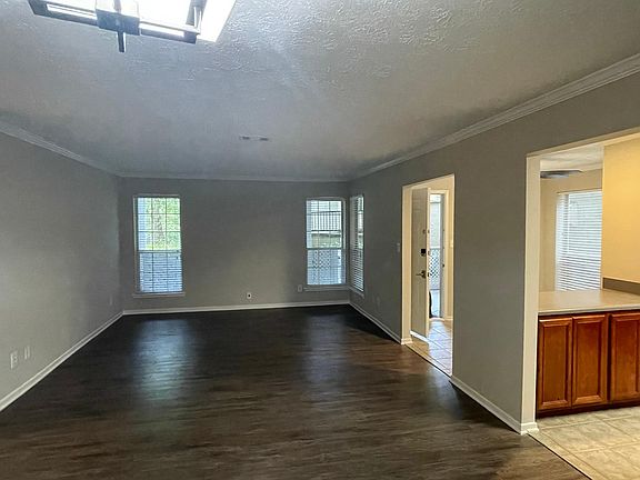 Living Room alternate view