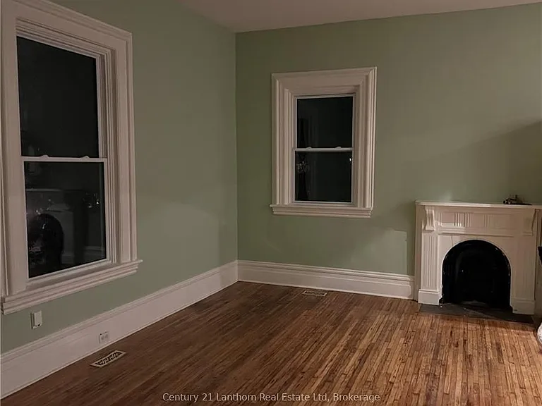 231 Albert St — Photo 10