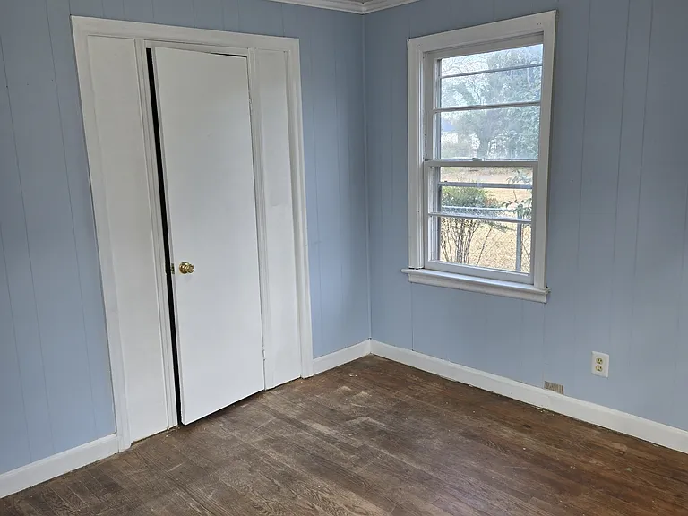 106 Jones St — Photo 5