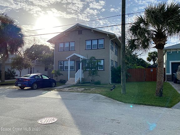 3rd image of 2100 Franklin St APT 1