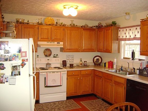 2nd image of 244 Liberty Hill Dr