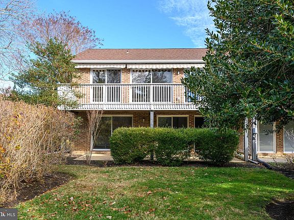 4th image of 24700 Deepwater Point Dr Unit 1