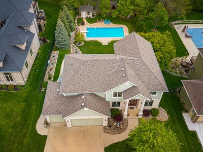 9509 Century Woods Cir, Johnston, IA, 50131