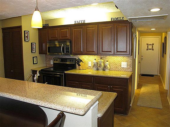 5th image of 12500 Melville Dr APT 344