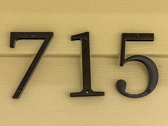 5th image of 715 Stow Pl