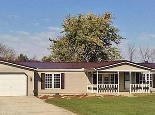 11579 W Genzman Rd, Oak Harbor, OH 43449