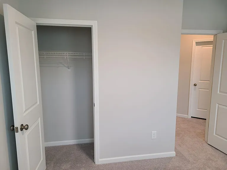 1080 Manorhaven Dr — Photo 16