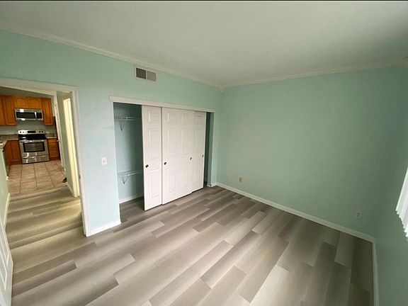5th image of 701 Gibson Dr APT 1124