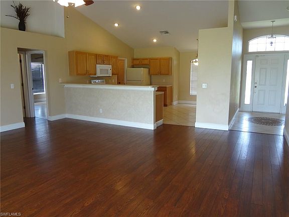 5th image of 2308 NW 11th Pl