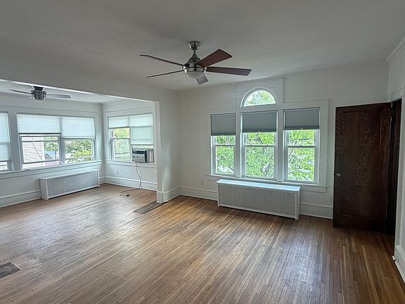 5th image of 301 Pierce St APT 2