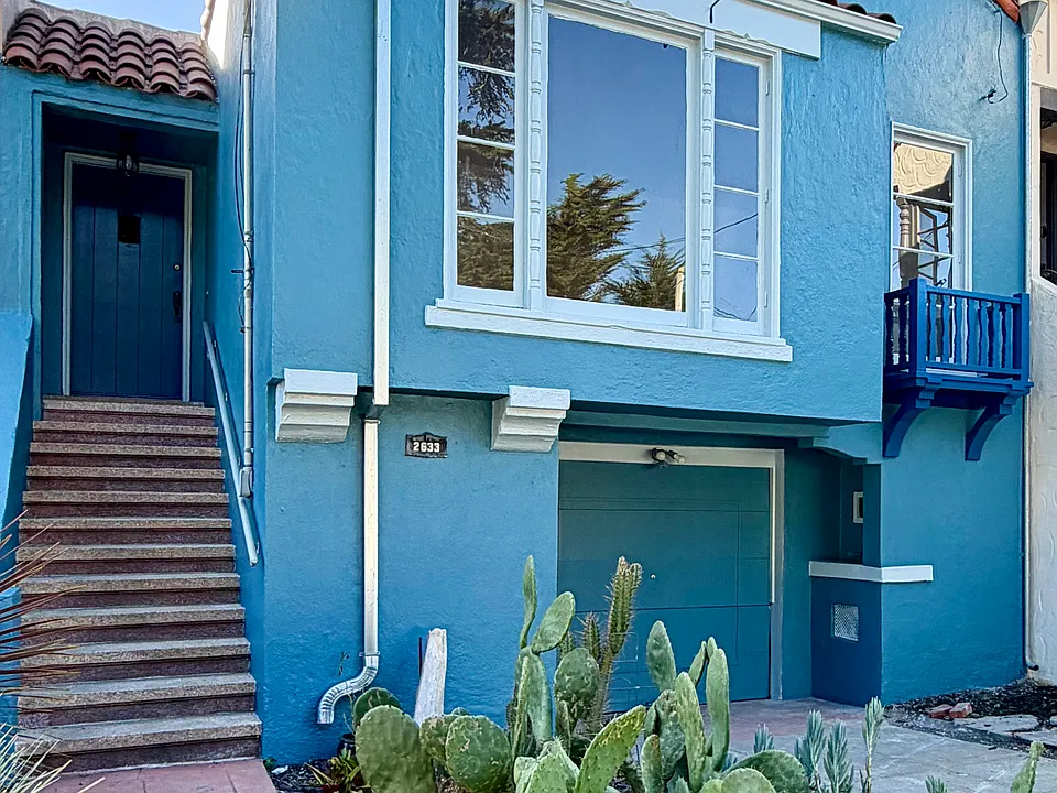 2633 30th Ave
