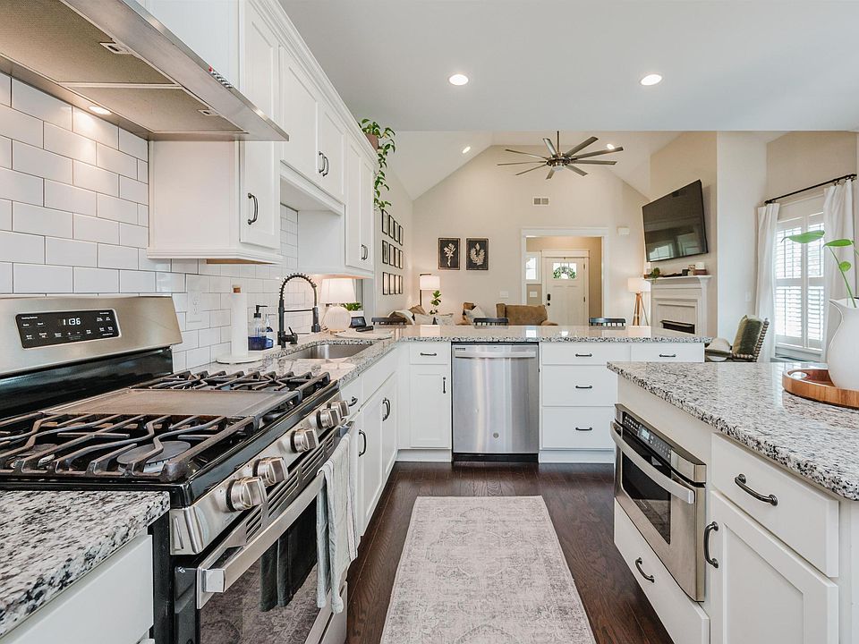 1st image of 1486 Woodridge Pl