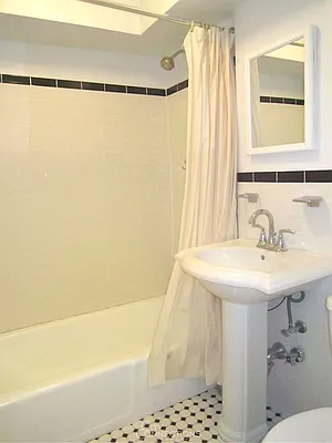 Rented by City Connections Realty | media 56