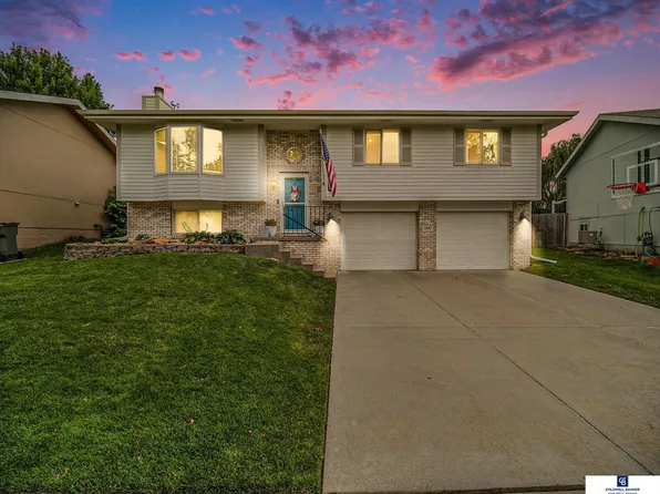 1847 W Apricot Ln, Lincoln, NE 68522