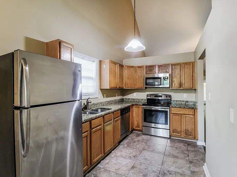 6581 Lake Mill Trce — Photo 7