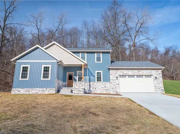 643 Donald Dr SW, New Philadelphia, OH 44663
