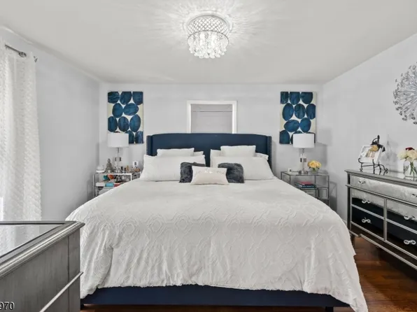 10 Dale Dr, Fairfield Twp., NJ 07004