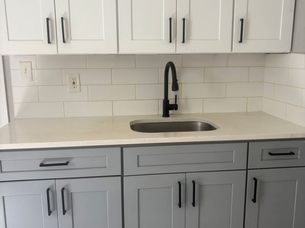 845 Garden St FLOOR 2