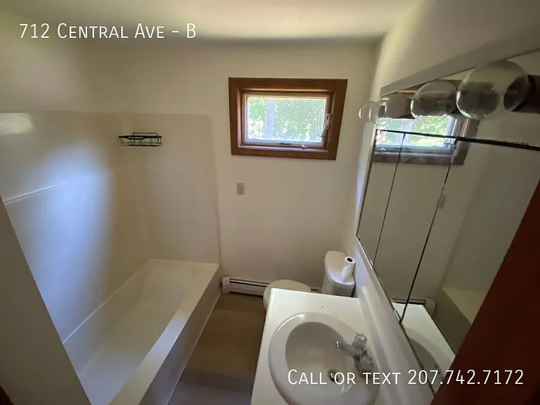 712 Central Ave #B — Photo 19