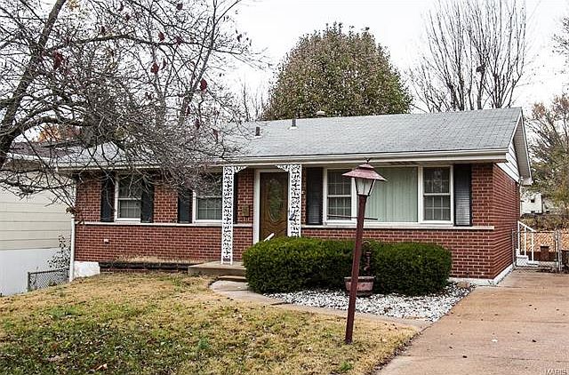 1st image of 10074 Sheldon Dr