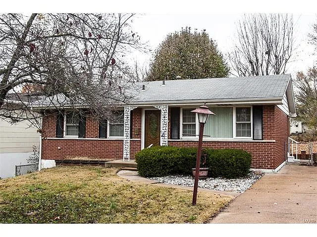 10074 Sheldon Dr photo 1