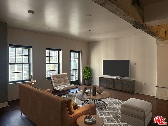 2nd image of 416 S Spring St APT 905