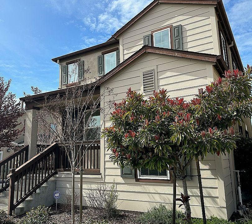 1st image of 3025 Village Center Dr